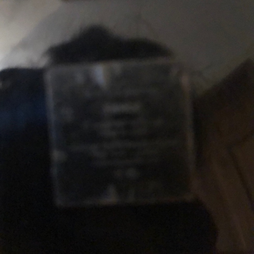 Eyeshadow - Picture 3 of 3